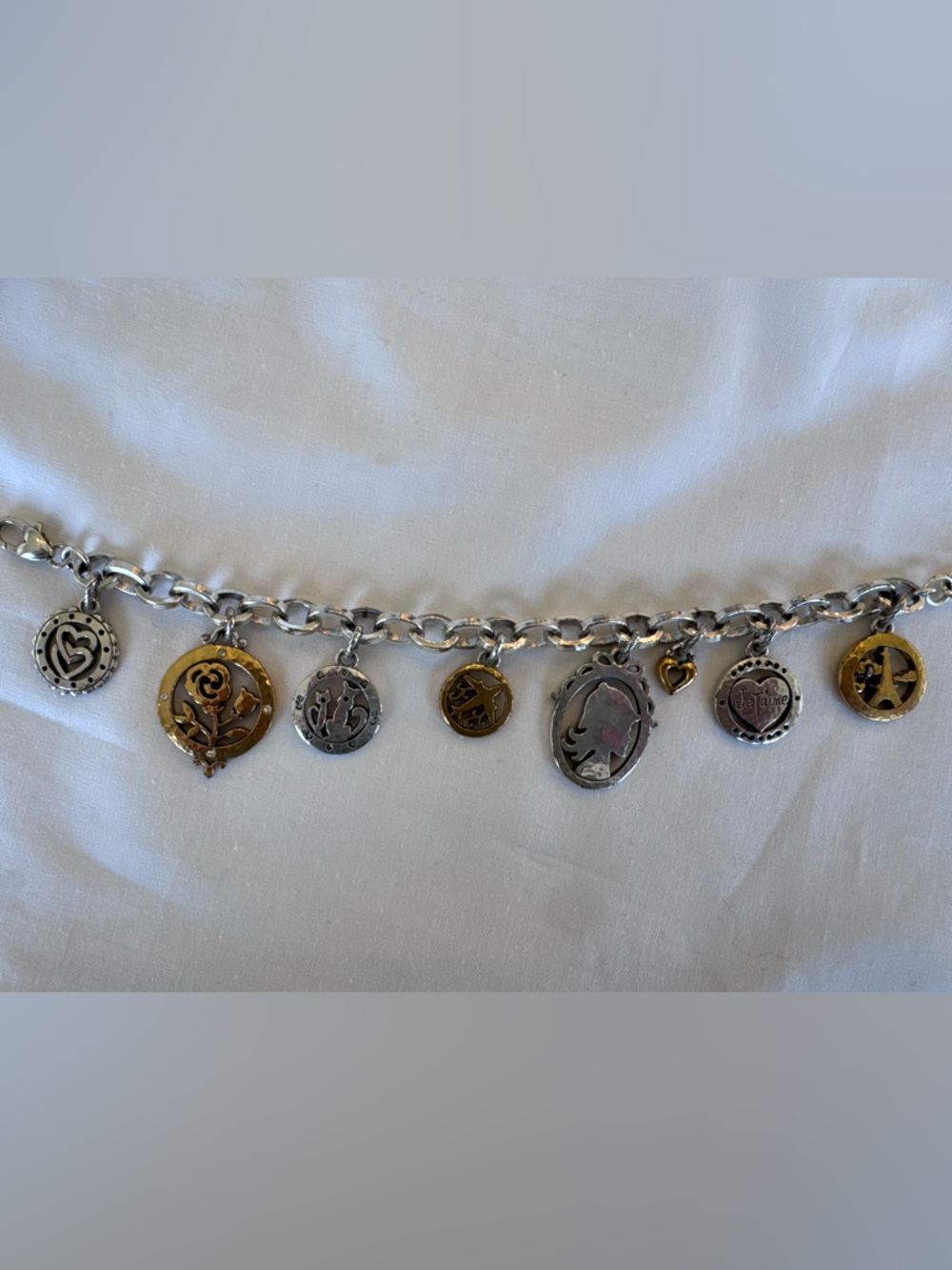 Brighton’s Paris Traveler charmed bracelet - Picture 6 of 8